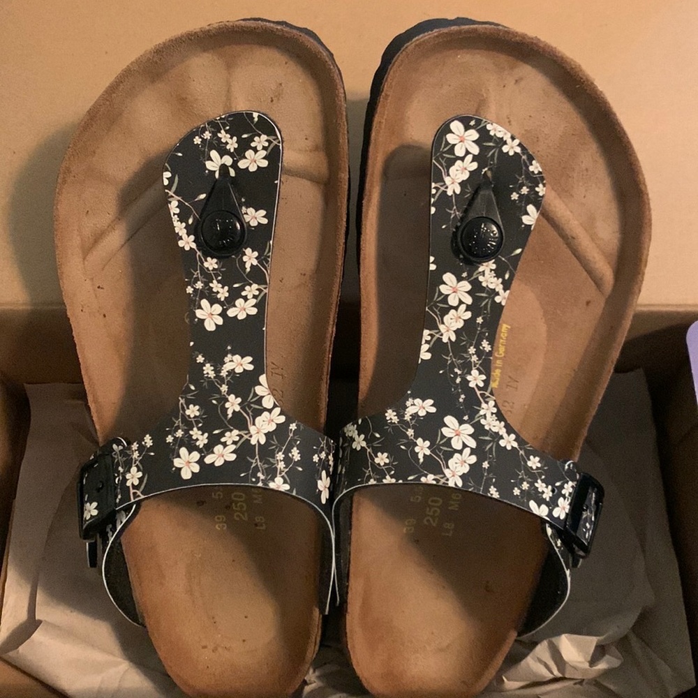 Magnolia Blossom Birkenstocks. ✨